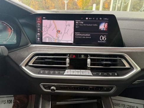 Used 2021 BMW X5 xDrive40i w/ Premium Package image 15