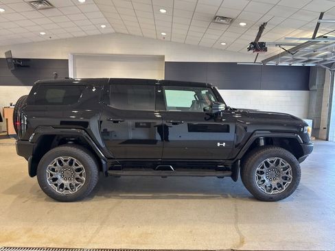 New 2025 GMC Hummer EV 3X AWD/4WD image 5