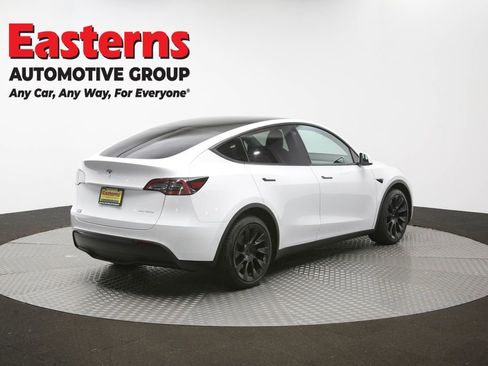 Used 2021 Tesla Model Y Long Range AWD/4WD image 35