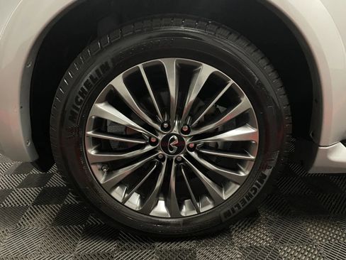 Used 2020 INFINITI QX80 Luxe w/ 22" Wheel Package image 11