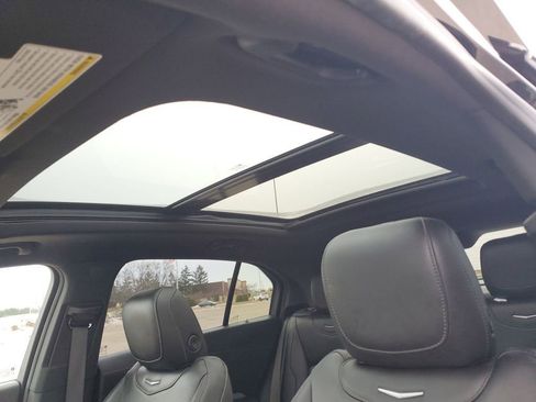 Used 2021 Cadillac XT4 Premium Luxury w/ Cold Weather Package image 20