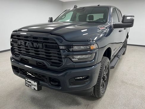 Used 2025 RAM 2500 Big Horn AWD/4WD image 4