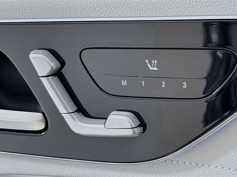 Used 2023 Mercedes-Benz EQE 500 4MATIC SUV image 22