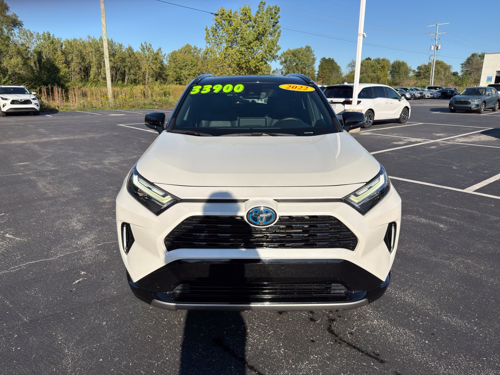 Used 2022 Toyota RAV4 XSE w/ XSE Grade Weather Package AWD/4WD image 9