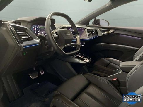 Used 2024 Audi Q4 e-tron Premium Plus w/ Premium Plus image 17