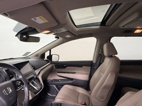 Used 2023 Honda Odyssey Touring image 31
