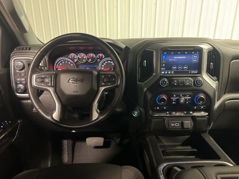 Certified 2022 Chevrolet Silverado 1500 RST w/ Redline Edition image 12