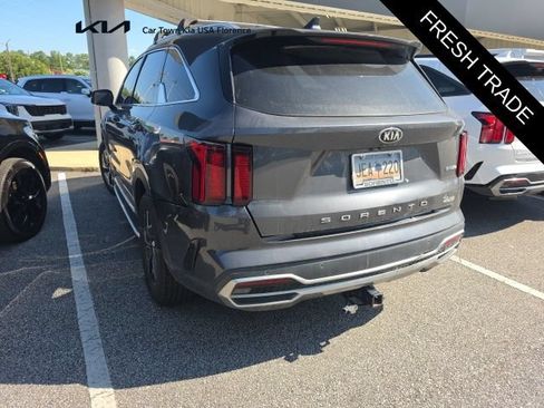 Used 2021 Kia Sorento S FWD image 3