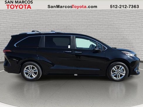 New 2026 Toyota Sienna Limited AWD/4WD image 4
