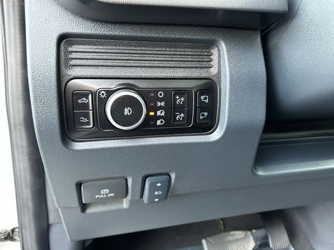 Certified 2025 Ford F350 Platinum AWD/4WD image 34