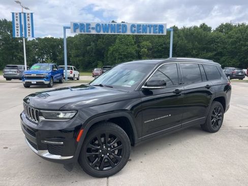 Used 2022 Jeep Grand Cherokee L Limited RWD image 2
