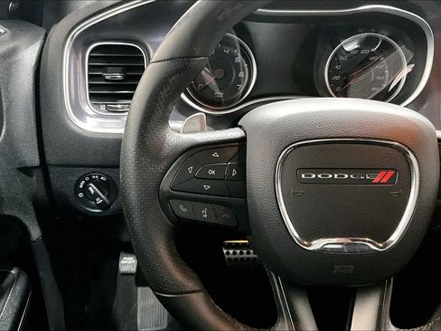 Used 2015 Dodge Charger R/T Scat Pack w/ Driver Confidence Group RWD image 16