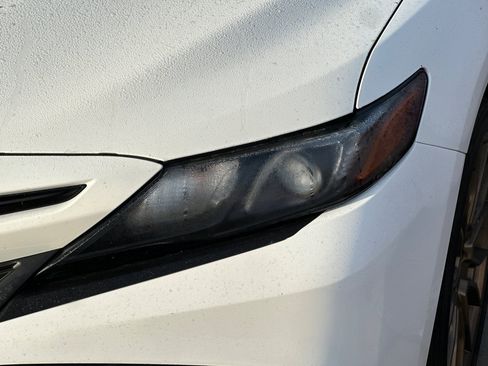 Used 2024 Toyota Camry SE image 10