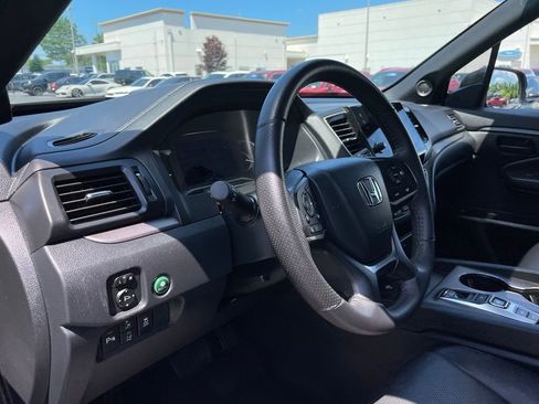Certified 2024 Honda Passport EX-L image 28