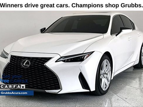 Used 2024 Lexus IS 300 w/ Comfort Package RWD image 5