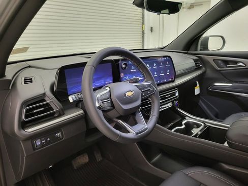 New 2026 Chevrolet Traverse LT w/ Sun and Wheel Package image 29