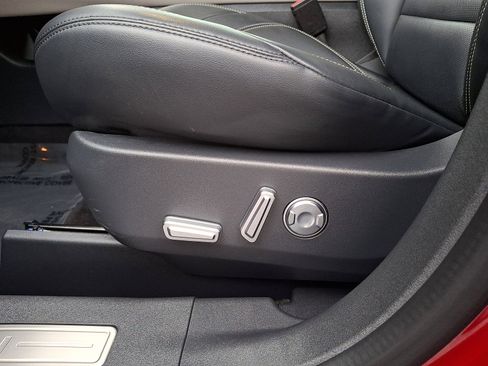 Certified 2024 Lincoln Nautilus Premier image 15