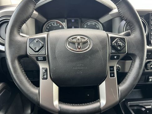 Used 2020 Toyota Tacoma SR5 w/ Blackout Package image 22