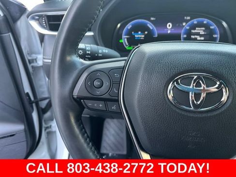 Used 2023 Toyota Venza Limited AWD/4WD image 17