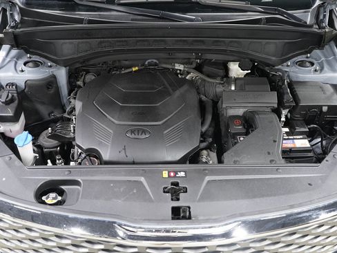 Used 2021 Kia Telluride LX FWD image 35