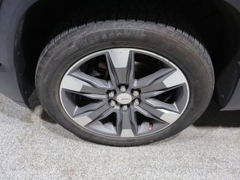 Used 2017 GMC Acadia SLT AWD/4WD image 8