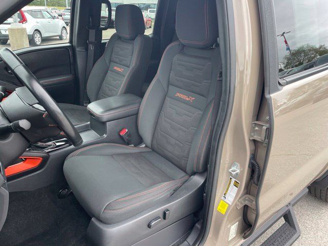 Used 2022 Nissan Frontier Pro-X RWD image 24