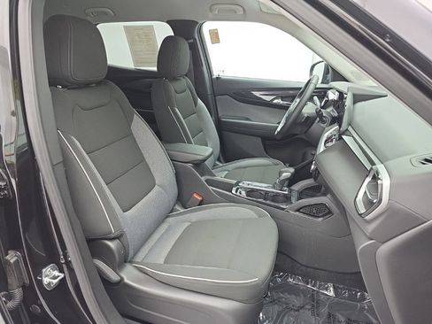 Used 2025 Chevrolet TrailBlazer LT w/ Convenience Package AWD/4WD image 46
