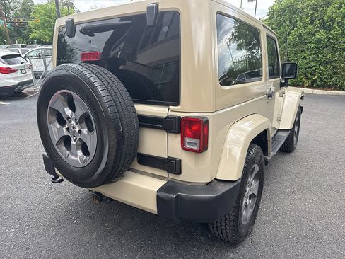 Used 2017 Jeep Wrangler Sahara w/ Trailer Tow Group AWD/4WD image 5