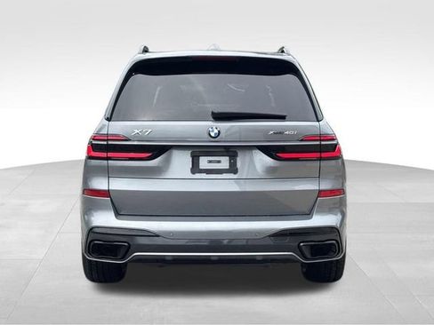 Used 2024 BMW X7 xDrive40i w/ M Sport Package AWD/4WD image 8