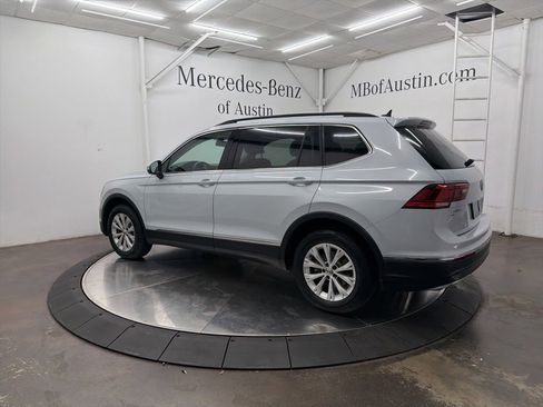 Used 2018 Volkswagen Tiguan SE FWD image 5