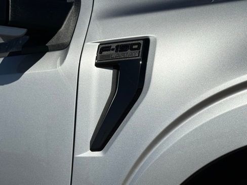 Used 2022 Ford F150 Lariat w/ Equipment Group 502A High image 10