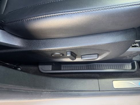 Certified 2020 Ford Edge Titanium image 30