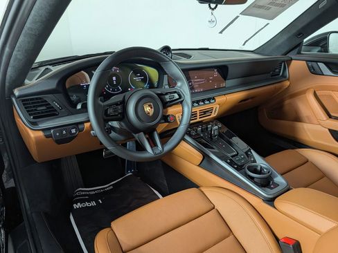 New 2026 Porsche 911 Carrera image 4