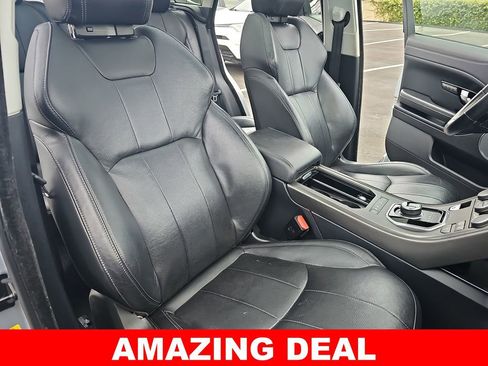 Used 2019 Land Rover Range Rover Evoque SE Premium image 10