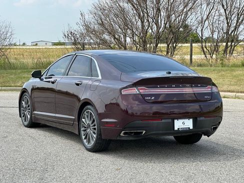 Used 2013 Lincoln MKZ image 5