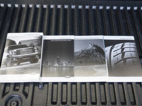 Used 2013 Ford F150 XLT w/ Mid Equipment Group image 20