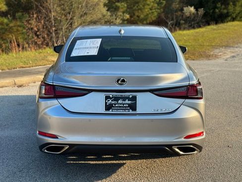 Certified 2024 Lexus ES 350 w/ Premium Package image 12