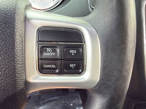 Used 2014 Dodge Grand Caravan R/T w/ Driver Convenience Group FWD image 27