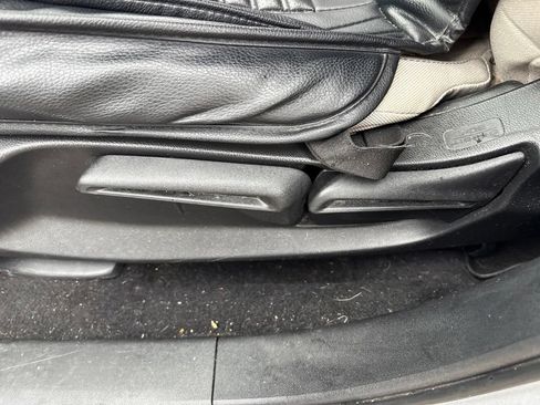 Used 2023 Honda HR-V LX image 17