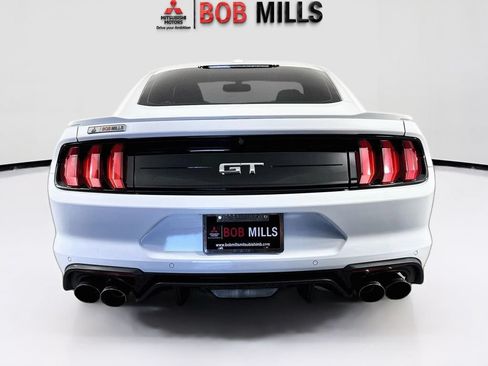 Used 2019 Ford Mustang GT Premium RWD image 6