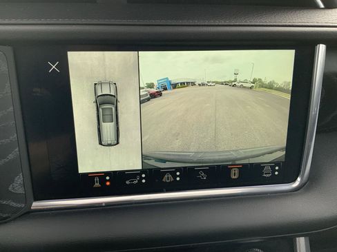 Used 2023 GMC Yukon Denali w/ Denali Reserve Package AWD/4WD image 45