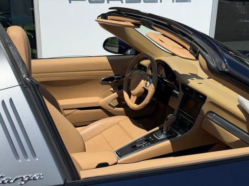 Certified 2015 Porsche 911 Targa 4 AWD/4WD image 15