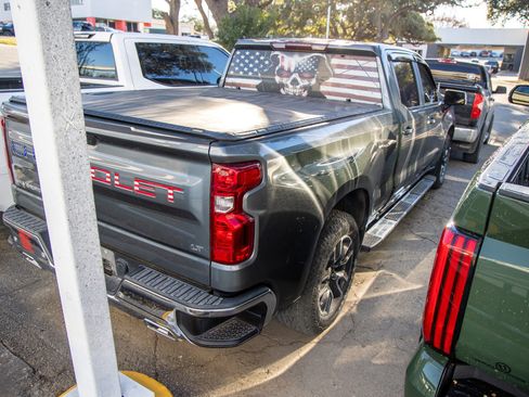 Used 2021 Chevrolet Silverado 1500 LT image 5