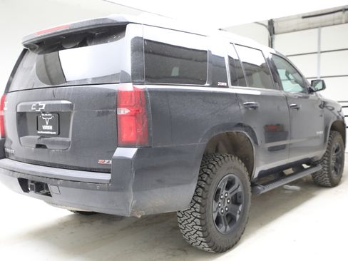 Used 2017 Chevrolet Tahoe LT w/ Z71 Midnight Edition image 4