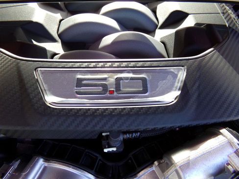 Used 2025 Ford Mustang GT Premium image 45