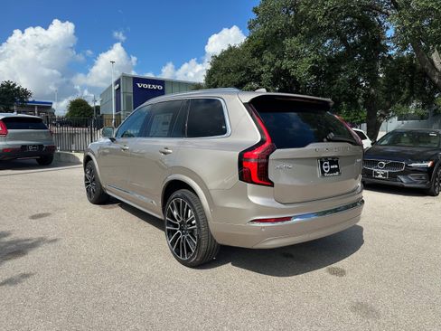New 2026 Volvo XC90 B5 Plus image 4