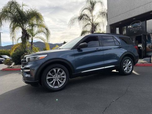 Used 2020 Ford Explorer XLT w/ Equipment Group 202A RWD image 8