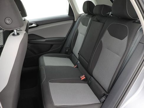 Used 2024 Volkswagen Taos S image 11