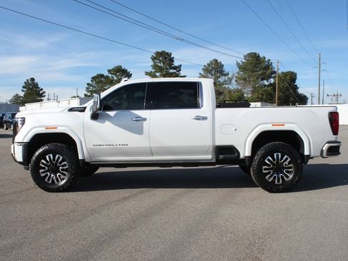 Used 2025 GMC Sierra 2500 Denali Ultimate image 5