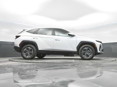 New 2026 Hyundai Tucson Blue SE w/ Tow & Go Package image 37